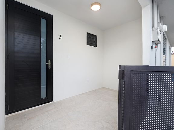 3rd image of 1340 Calle 20 NW #3