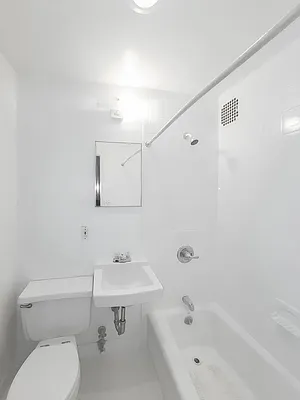 Rented by Metropolitan Property Group | media 6