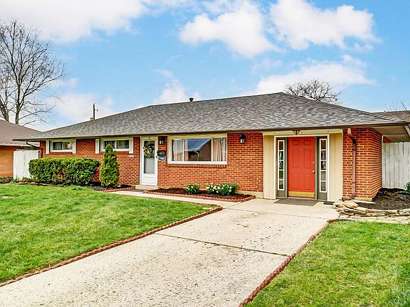 3rd image of 7088 Golding Dr