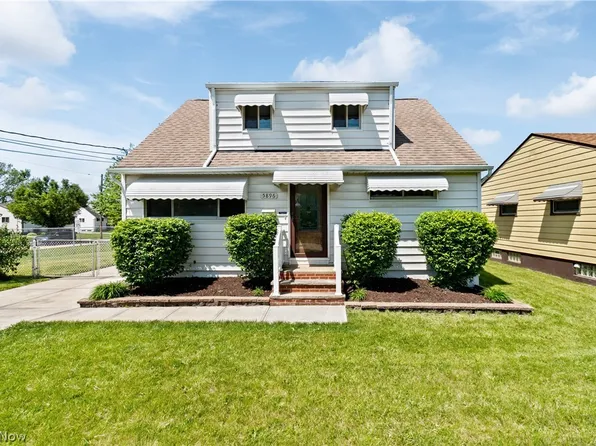 5896 Michael Dr, Brookpark, OH 44142