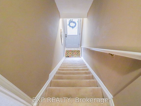 2nd image of 2110 Cleaver Ave #224