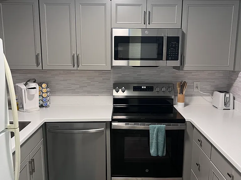 10 Pine Tree Rd #232 — Photo 3