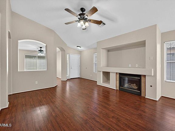 3rd image of 20270 N 82nd Lane N