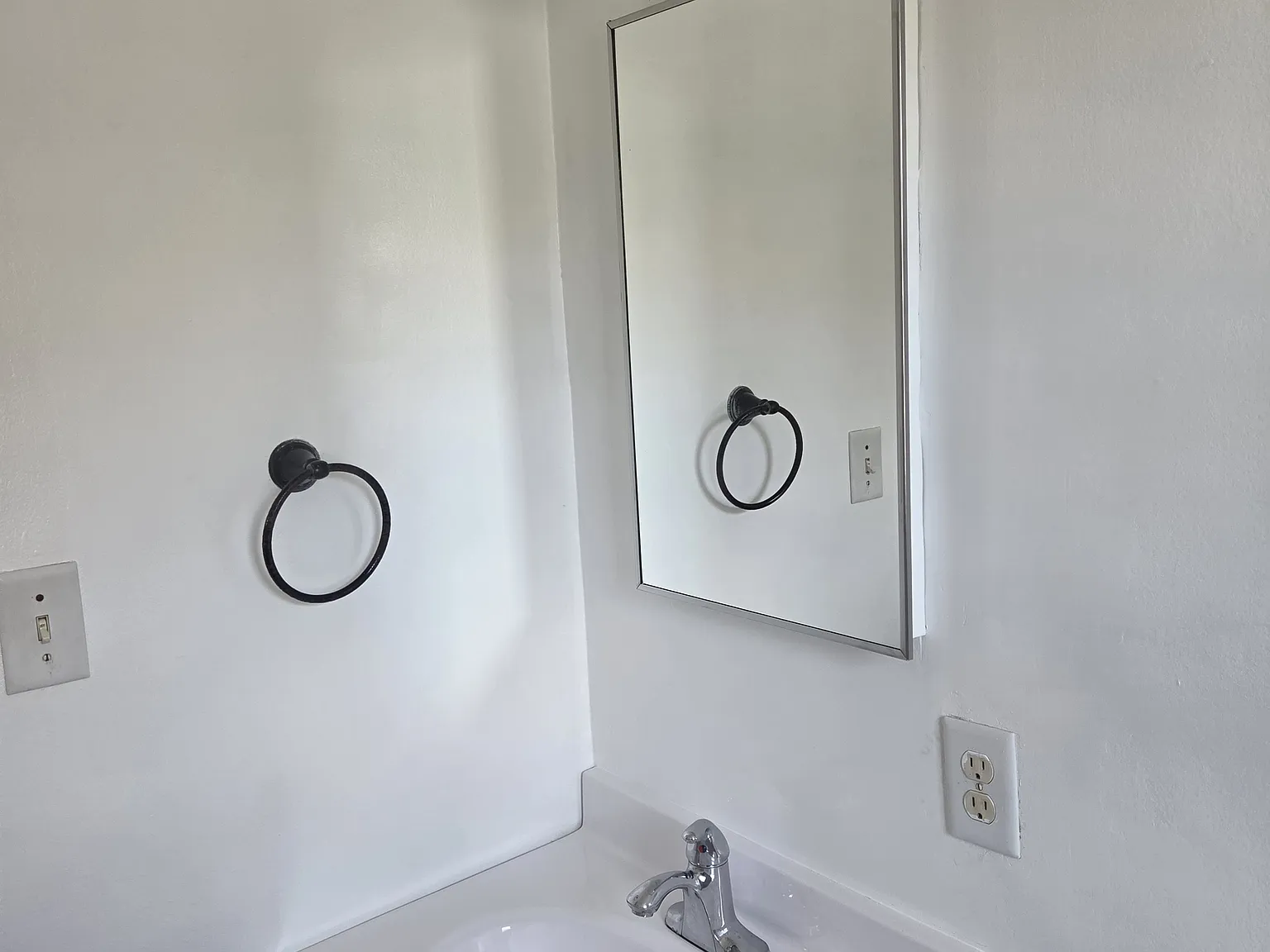 2 bed, 800 sqft, $2,350 — Photo 4