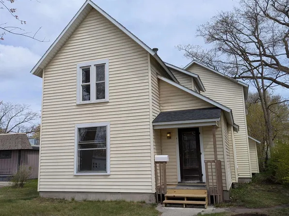 611 E 8th St, Traverse City, MI 49686