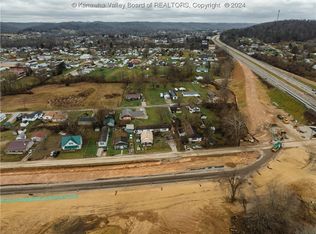 2440 Benedict Rd, Culloden, WV 25510