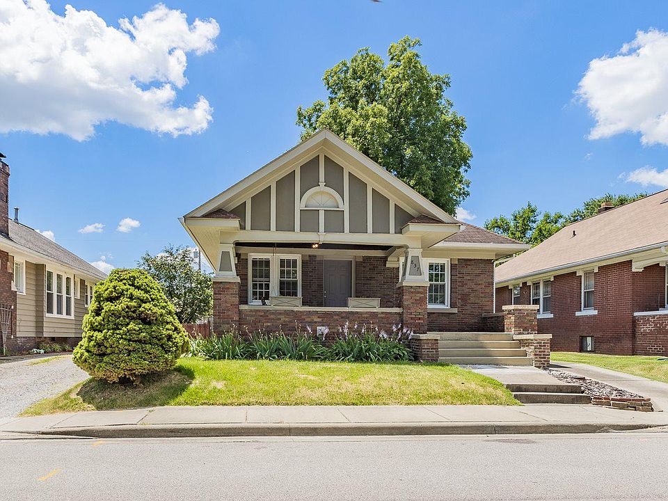 1st image of 837 Ravenswood Dr