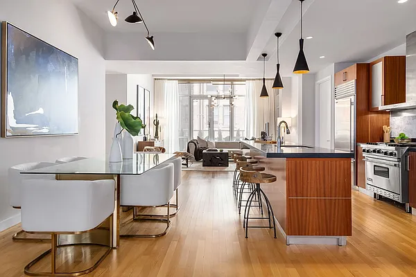 Sold by Nest Seekers International | media 2