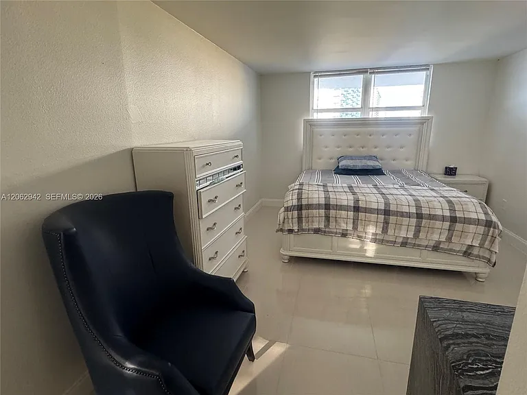 4000 NE 170th St #606 — Photo 16