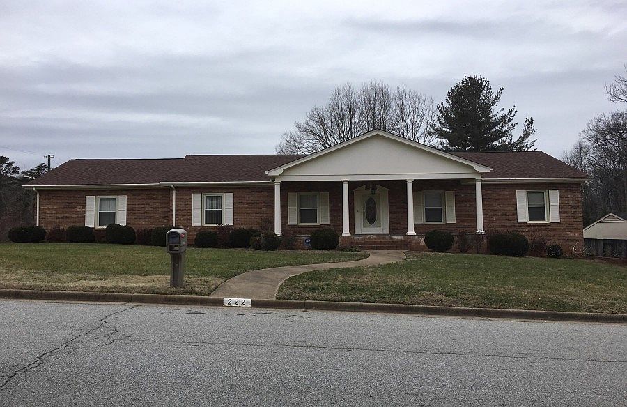 1st image of 222 Annhurst Dr