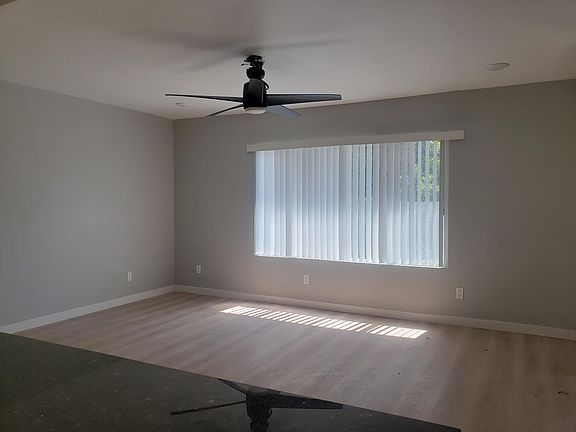 5th image of 4306 52nd St