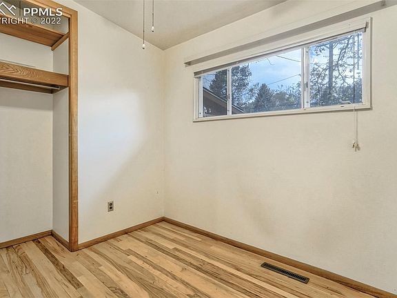 2nd image of 910 Skyway Boulevard