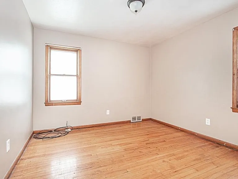 4633 Warner Rd — Photo 13