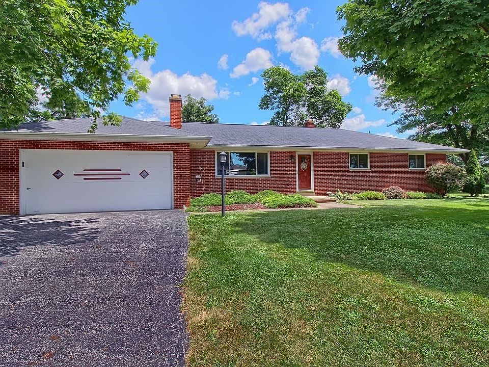1st image of 4550 Anglebrook Dr