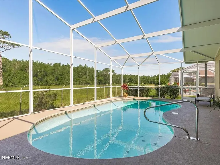 2328 Brinley Dr — Photo 2