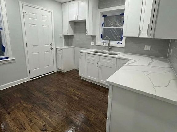 5th image of 8051 S Yale Ave