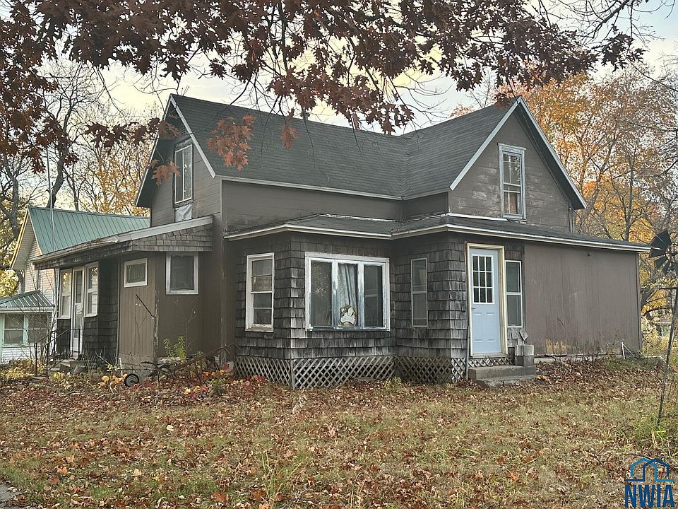 2nd image of 416 Evans St