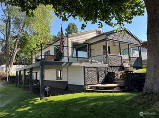 149 27th St NE, East Wenatchee, WA