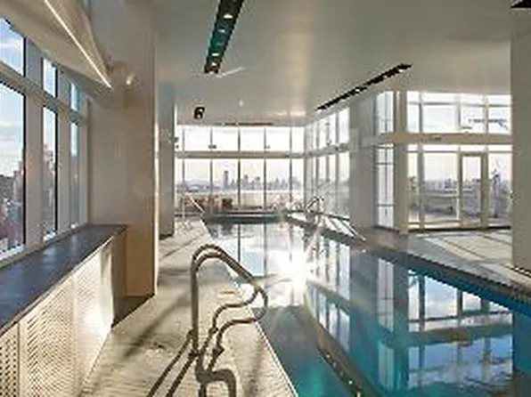 350 West 42nd Street 26I image 5 of 5