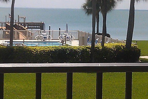 5th image of 7510 Sunshine Skyway Ln S APT 107