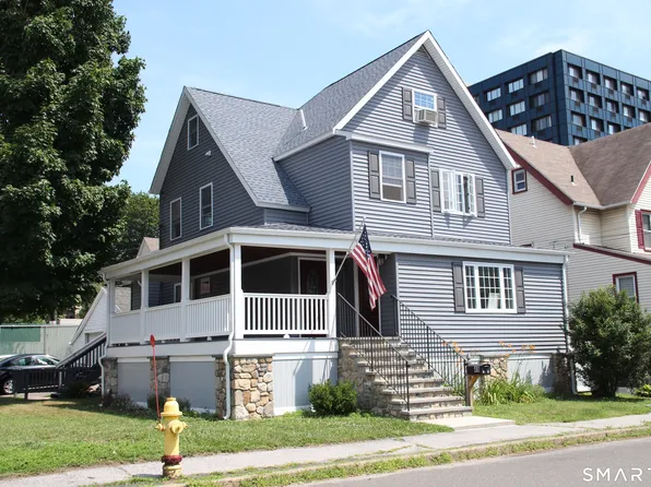 49 Pleasant St #1, Stamford, CT 06901