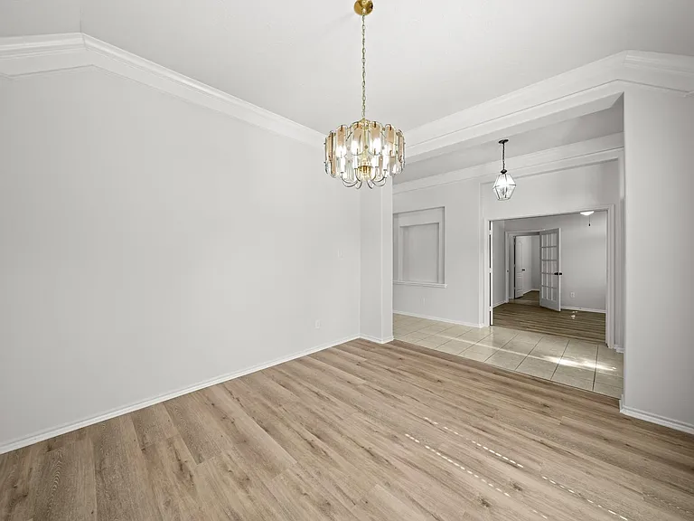 2415 Wyckchester Dr — Photo 6