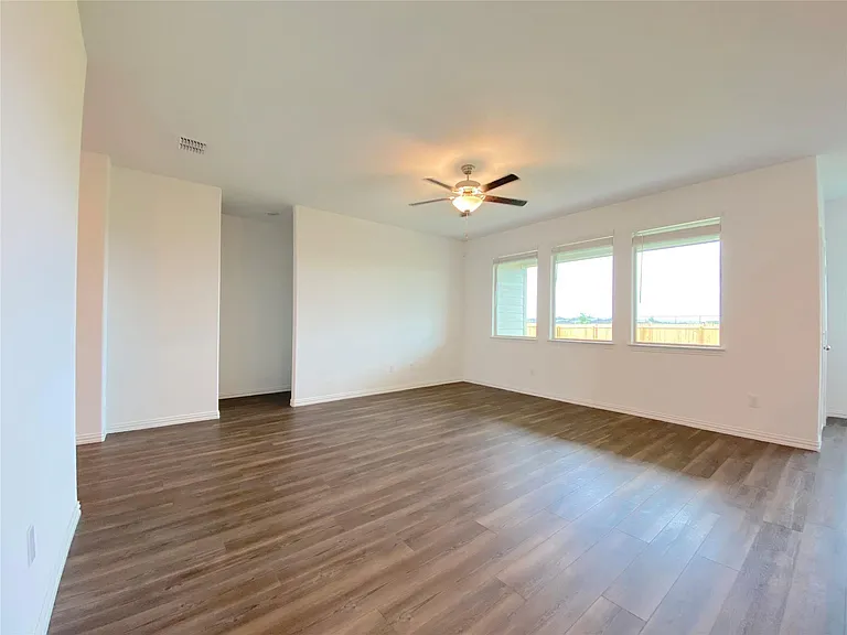 565 Pueblo Bonito Trl — Photo 6
