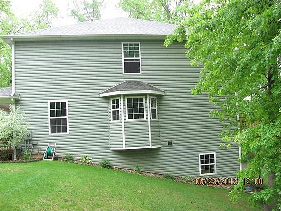 3rd image of 8489 Pineview Lake Dr