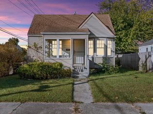 8203 Brace St, Detroit, MI 48228