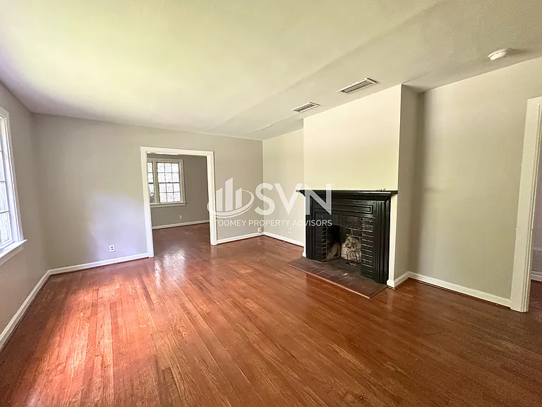 4823 Auburn Dr S — Photo 5