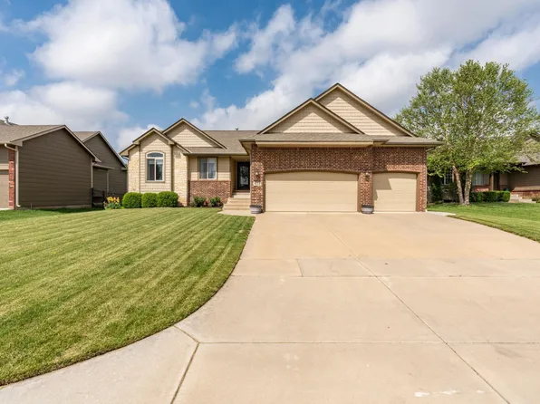 4119 N Parkdale Cir, Maize, KS 67101