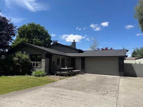10195 N Maple St, Hayden Lake, ID 83835