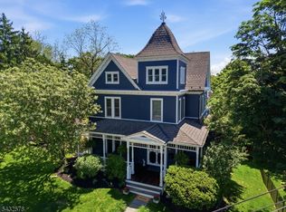 100 Center St, Clinton, NJ 08809