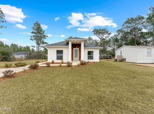 63 E Raphael Rd, Defuniak Springs, FL 32433