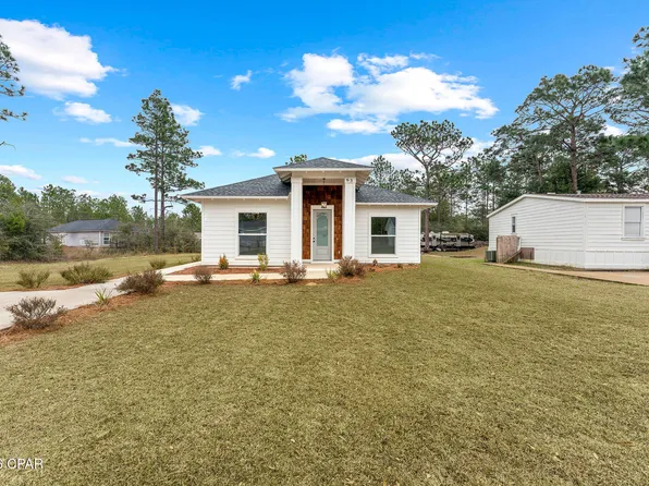 63 E Raphael Rd, Defuniak Springs, FL 32433