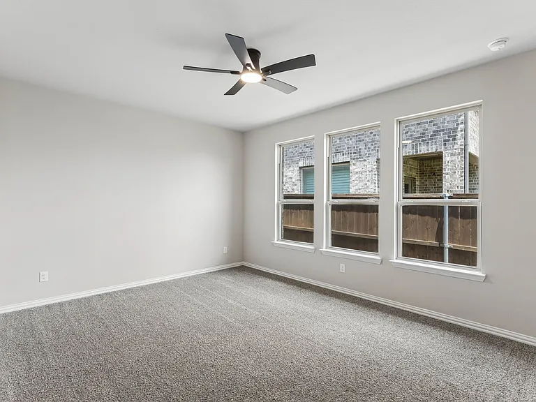 1104 Milfoil Dr — Photo 10