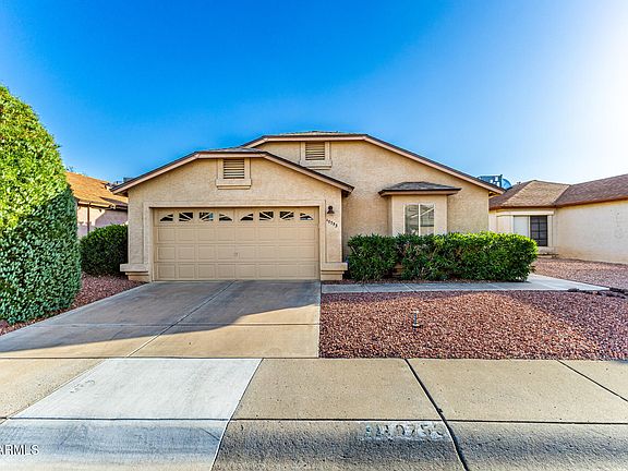 2nd image of 10753 W RUTH Avenue