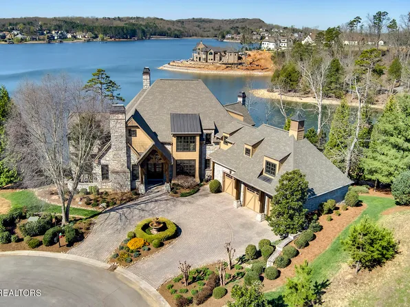 599 Beacon Ct, Lenoir City, TN 37772