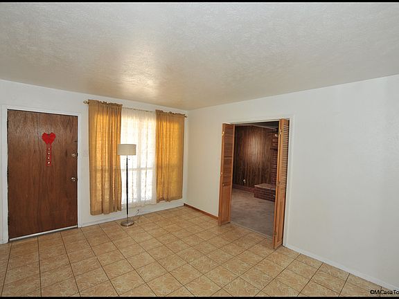 3rd image of 10092 Newcastle Dr