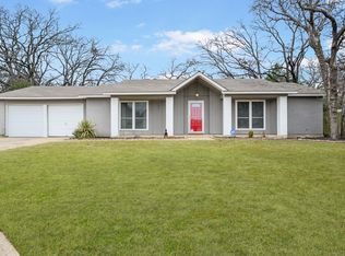 1323 Columbine Ct, Arlington, TX 76013