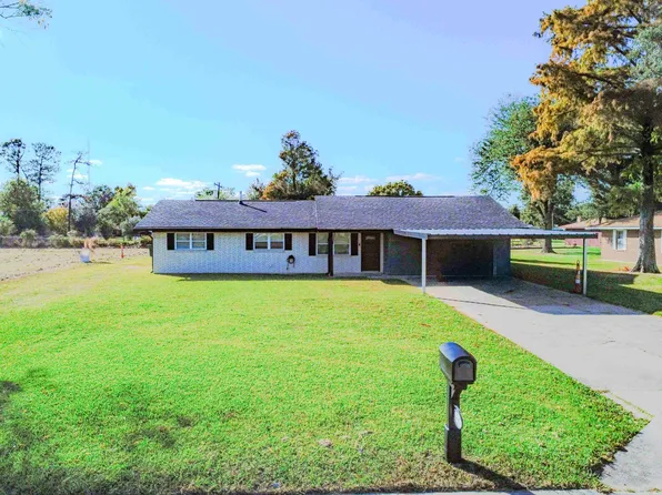 2215 Walker Dr, Westlake, LA 70669