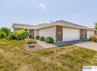 16001 Tucker Plz, Bennington, NE 68007