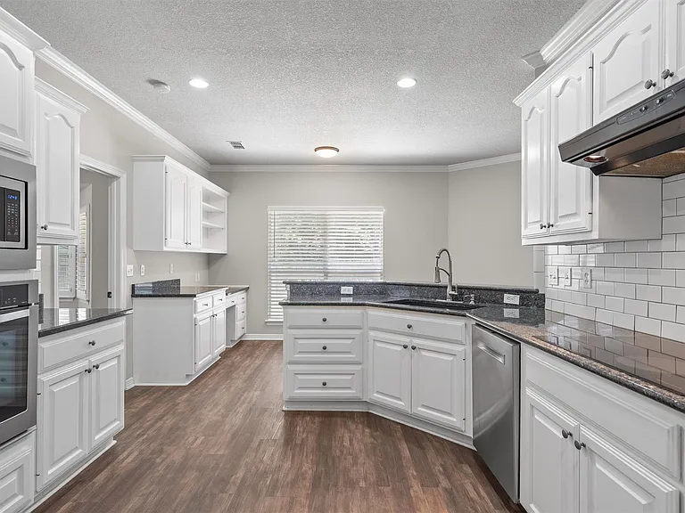 2900 Brandy Ln — Photo 11