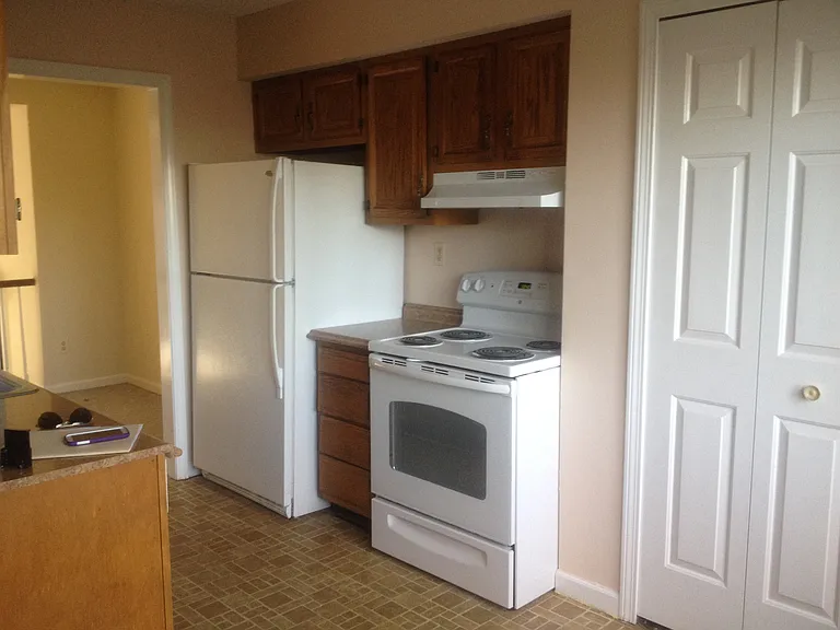 180 Conestoga Way — Photo 14
