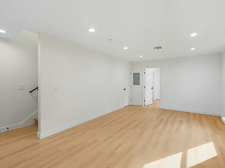 5512 S Manhattan Pl #5512 — Photo 16