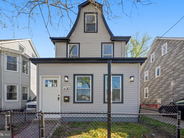 630 Elizabeth St, Beverly, NJ 08010