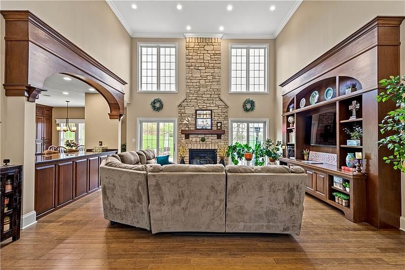 106 Meredith Dr, PA 15367 Zillow