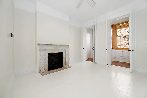 Rented by REAL New York | media 7