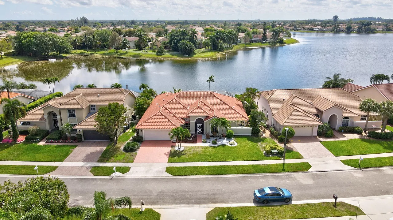 4 bed, 2865 sqft, $5,500 — Photo 3