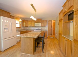 1805 County Hwy E, Blue Mounds, WI 53517